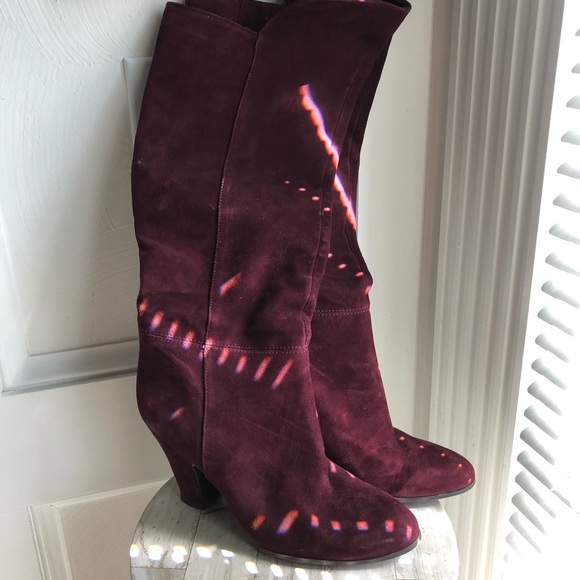 Suede burgundy suede knee length boots. - Picture 3 of 4